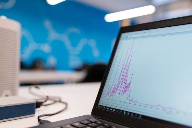 Software-Simulation, Messung, test, Foto von ThisisEngineering auf Unsplash